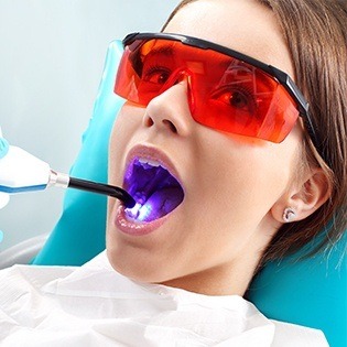 girl getting dental sealants