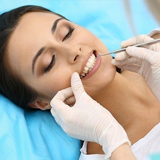 woman getting periodontal therapy